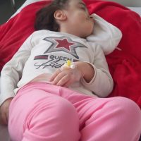 UPDATE 29.04.2024 – Andreea este internată în spital cu pneumonie acută