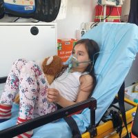 UPDATE 30.04.2025 – Lupta grea a micuței Anays cu infecția la inimă și plămâni