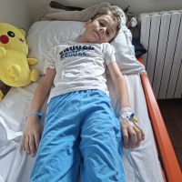 05.11.2025 – Lorant a trecut prin intervenția chirurgicală de extirpare a aluniței