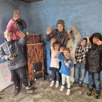 O sobă pentru copilașii lui Alina Răduț