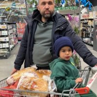 Alimente, dulciuri si fructe pentru Madalin