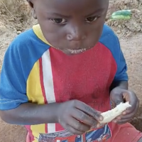 Ibaako, Uganda – am hranit 50 de copii intr-un sat uitat de lume