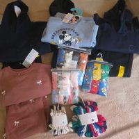 Andrei, David, Nicolas si Maria au primit haine si incaltaminte noua din partea unor oameni cu suflet mare