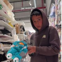 Samuel, Cristian si Iacob  si-au ales jucarii noi